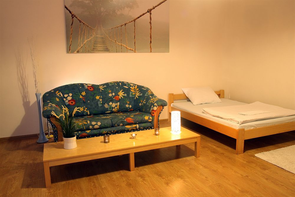 Frolic Goats Hostel Poznań Kültér fotó