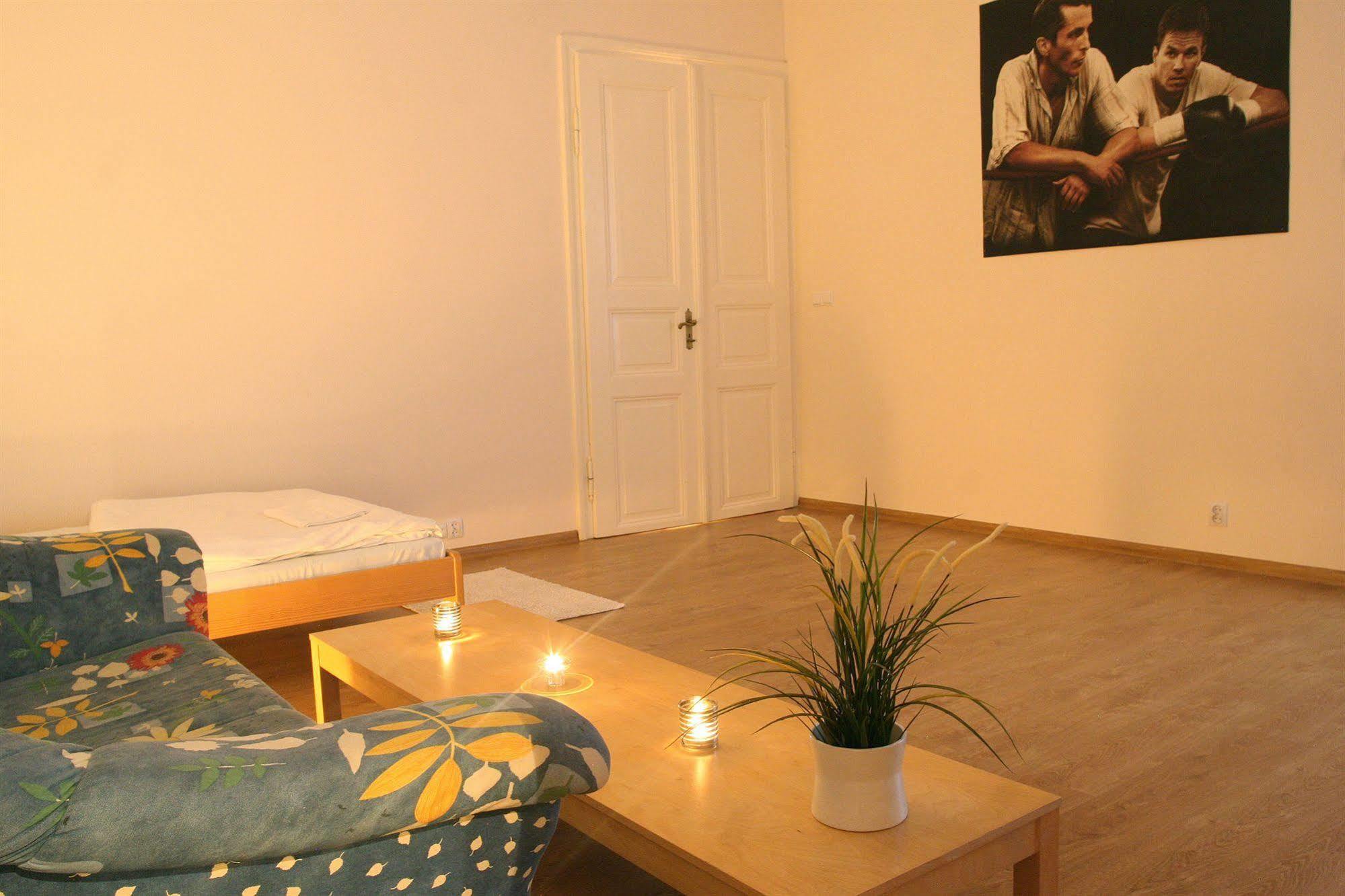 Frolic Goats Hostel Poznań Kültér fotó
