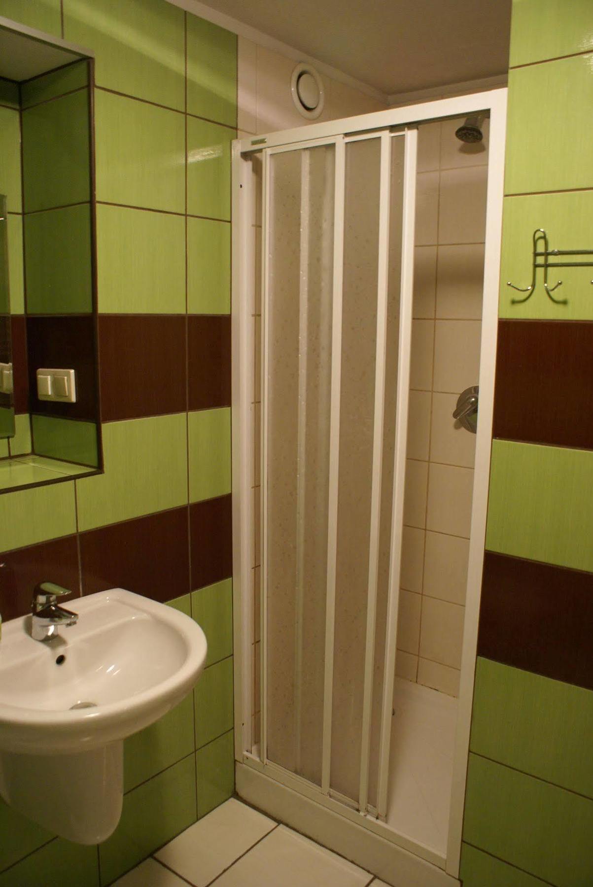 Frolic Goats Hostel Poznań Kültér fotó