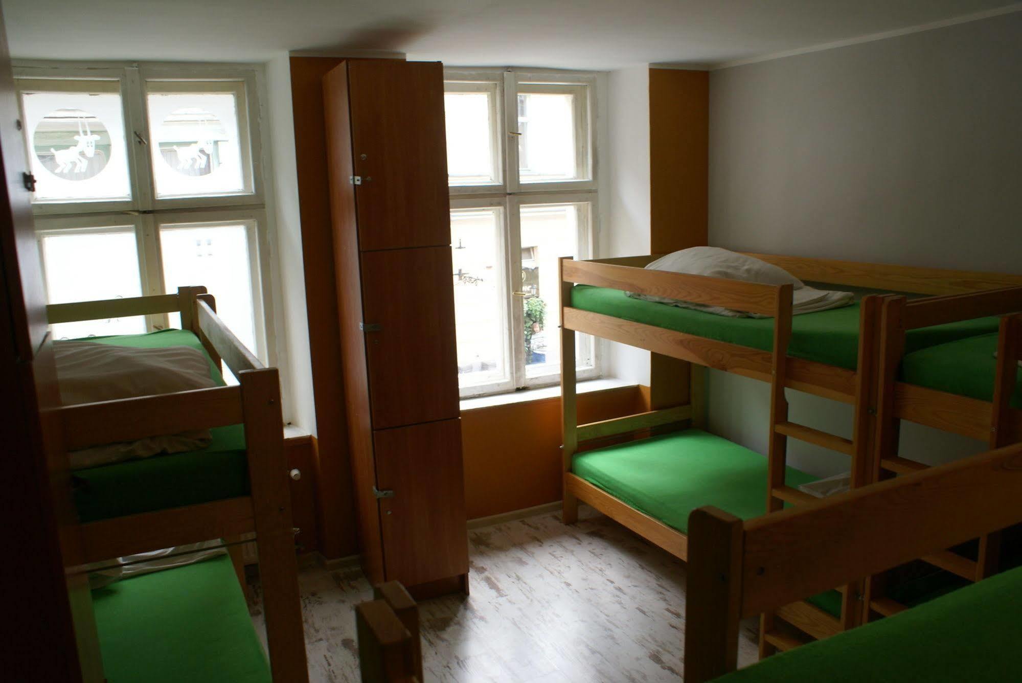 Frolic Goats Hostel Poznań Kültér fotó